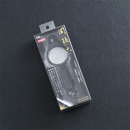 貝印 関孫六 爪切り LEDルーペ付き