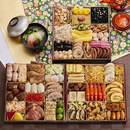 冷凍おせち 4～5人前 八.五寸和洋風三段重 板前魂の極笑顔 【販売終了日:2025年12月21日】