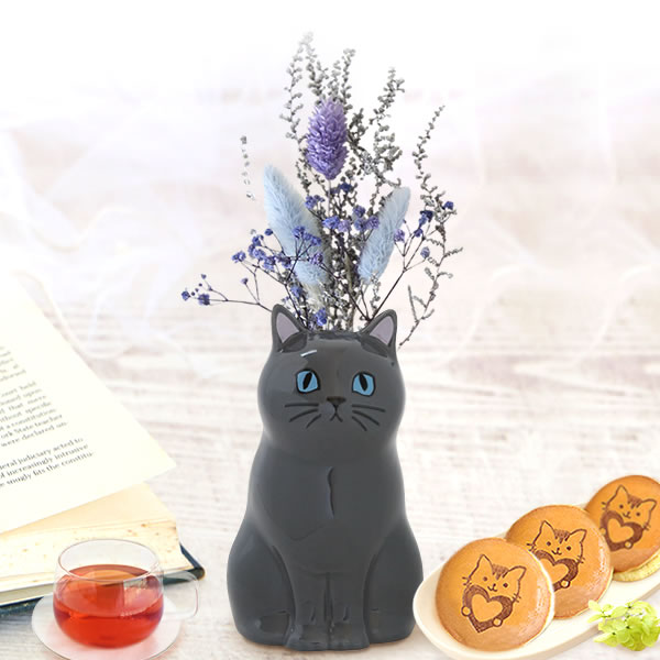 さりげないインテリアにおすすめ！ねこちゃん一輪挿しギフトクロ