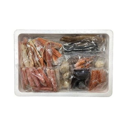 かにちり鍋 ズワイガニ 蟹鍋 ゆでずわいがにカット800g、生たらばがにカット500g、生ずわいがに棒ポーション200g、ボイル海老×12、ボイル帆立×6、かに入つみれ×6、助宗鱈切身40g×4、ツボ抜きいか100g×2、だし用昆布5g×2、ポン酢たれ30g×6、紅葉おろし10g×6