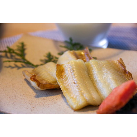 島根 岡富商店 しまねの大穴子一夜干し