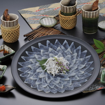 福岡 ふく太郎本部 とらふく刺身セット3人前