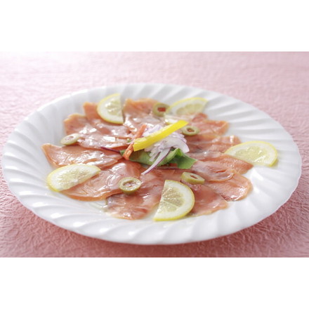 北海道産 秋鮭使用スモークサーモン 80g×3 計240g