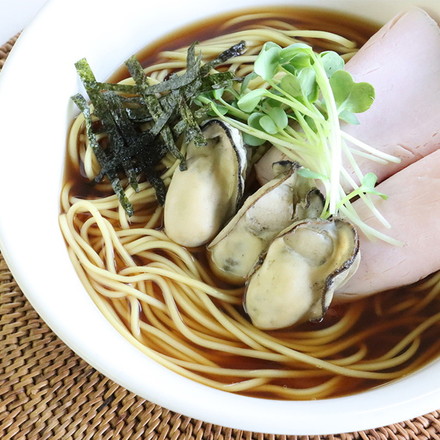瀬戸内麺工房なか川 広島牡蠣醤油ラーメン4袋セット ラーメン ご当地ラーメン