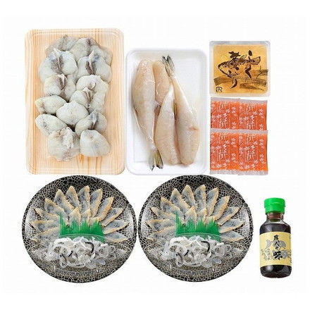 「関とら本店」 ふくたたき刺身&ふくちり鍋詰合せ 真ふぐたたき刺身(17cm皿)20g×2、とらふぐ皮20g×2、真ふぐちり(切身)300g、ふぐ一夜干し150g、ふぐ煮こごり100g、ふくポン酢100ml、もみじおろし10g×4