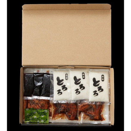 京都 「京料理六盛」 国産うなとろ重セット