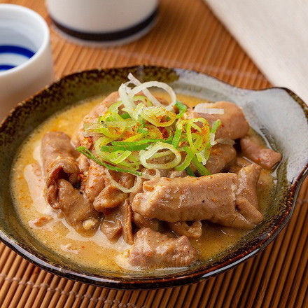秋田 柔らか味噌煮込みホルモン3袋セット 200g×3