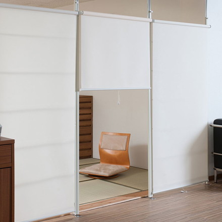 Carol ドアパーテーション 幅92 アイボリー つっぱり ロールスクリーン 間仕切り カーテン付き 北欧インテリア