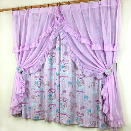 サンリオ キキララ(コットンキャンディ) 3級 遮光カーテン と ボイル カーテン 4枚セット