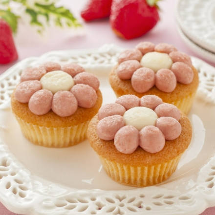 六本木アマンド あまおう苺のフラワーケーキ 8個