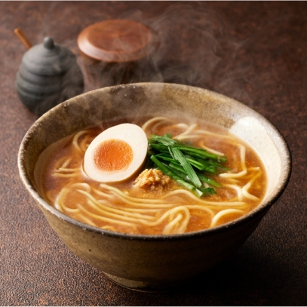 ガッツリ！にんにく旨味噌ラーメン［生麺］130g×9食(スープ付)