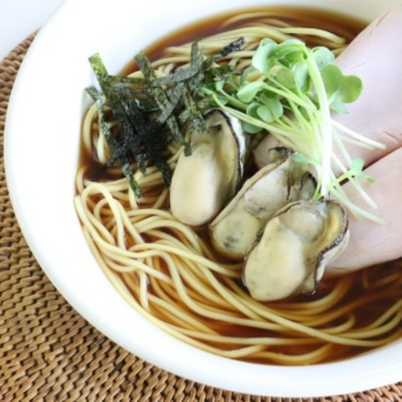「瀬戸内麺工房なか川」 広島牡蠣醤油ラーメン4袋セット