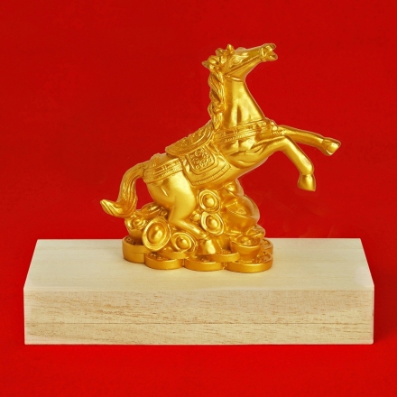 金運黄金縁起物「馬」桐箱付き