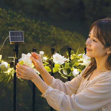ソーラーライト 屋外 ガーデンライト ローズ LED20灯 自動点灯 ソーラー充電