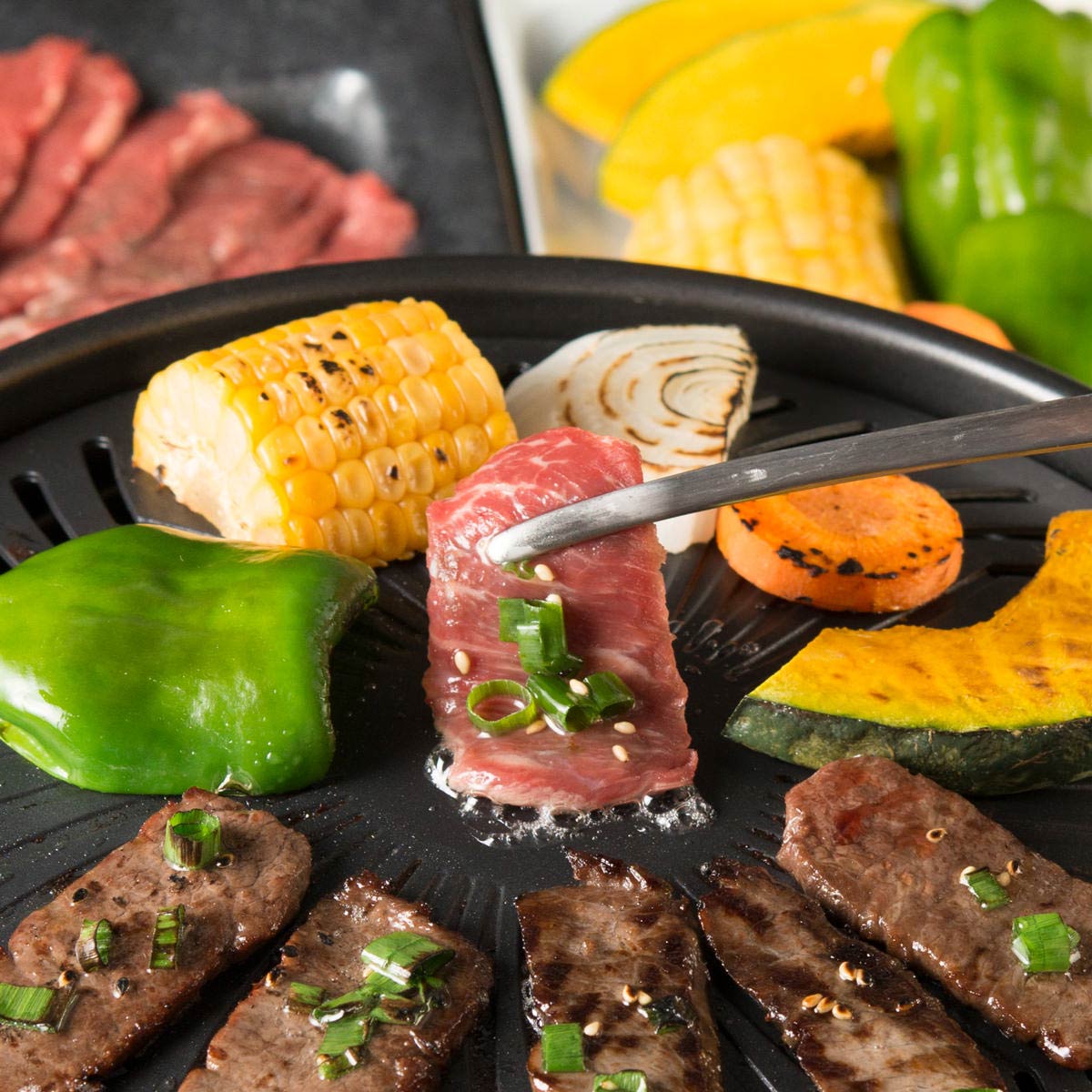 丸福商店　焼肉セット　約3～5人前〔飛騨牛カルビ、切り落とし、みなと牛赤身ロース、鶏肉　計1kg〕岐阜県