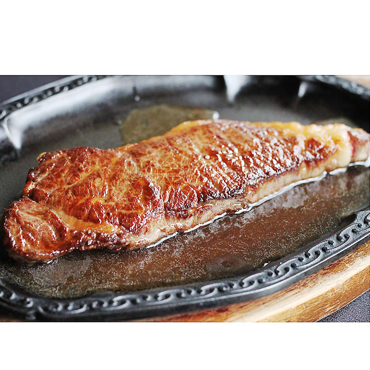 国産黒毛和牛 サーロインステーキ 4枚入 計800ｇ〔約200g×4〕 ステーキ用 和牛 牛肉 東京都 精肉専門店 日山