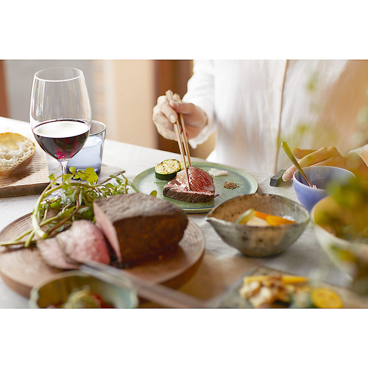 国産黒毛和牛 ローストビーフ 〔300g〕 冷凍 和牛 牛肉惣菜 東京都 精肉専門店 日山