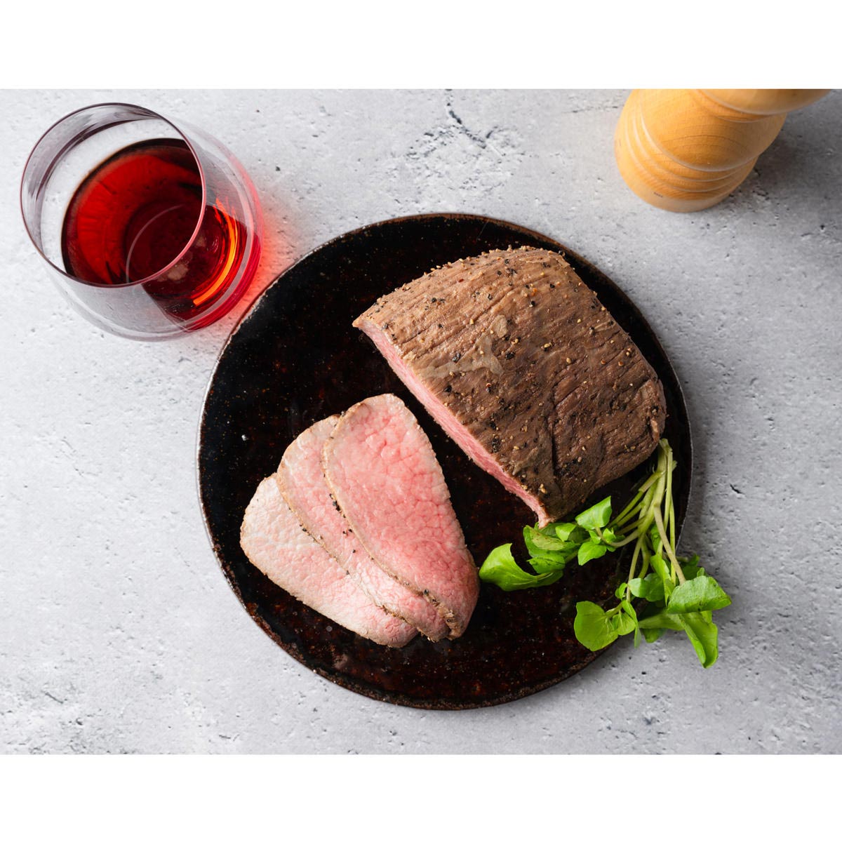 日山 国産 黒毛和牛 ローストビーフ ギフトセット 〔300g×2個入り〕 肉惣菜 冷凍