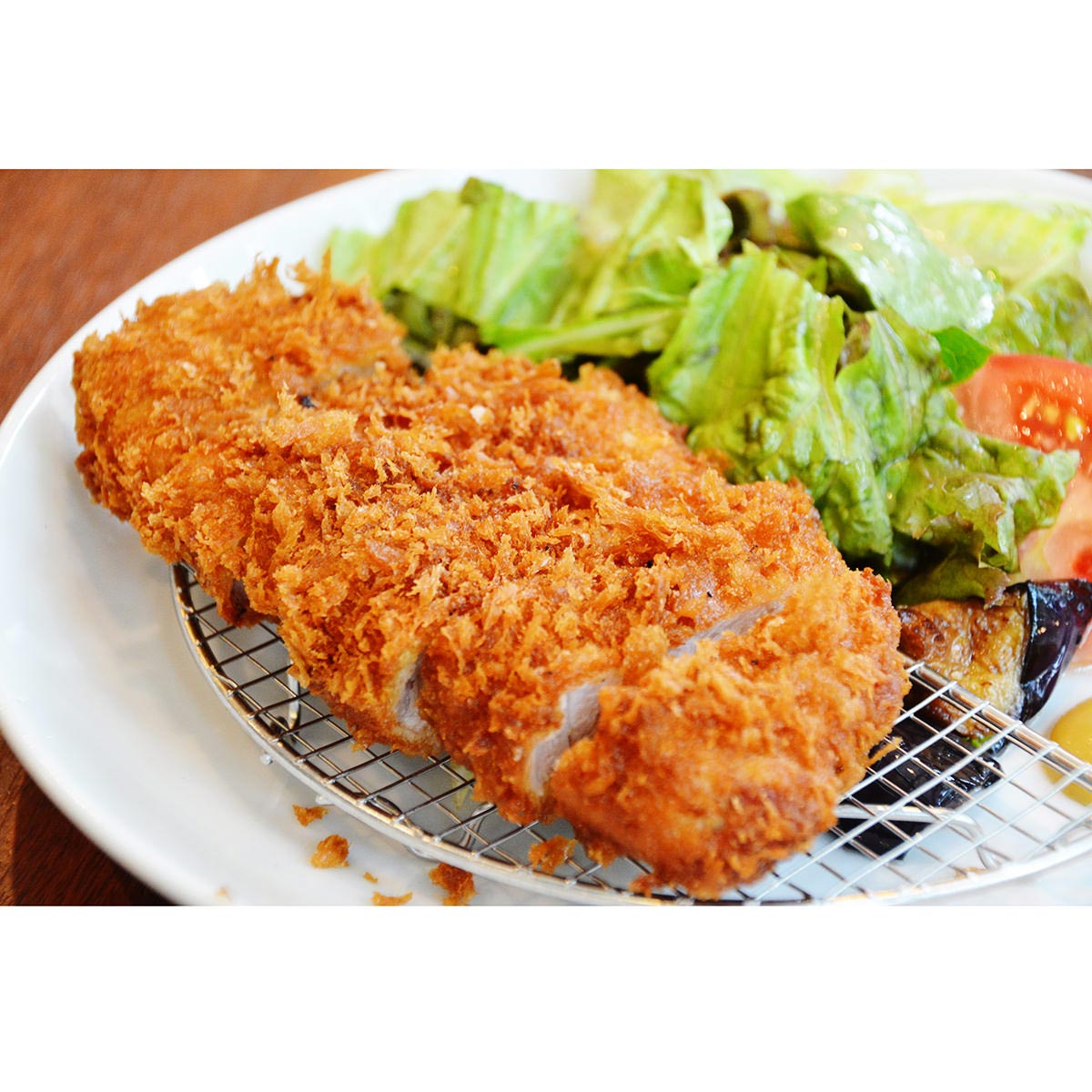 輝ポーク 豚ロース肉 カツ用 〔100g×5〕 東京 国産 きらきらポーク 豚肉 伊勢重