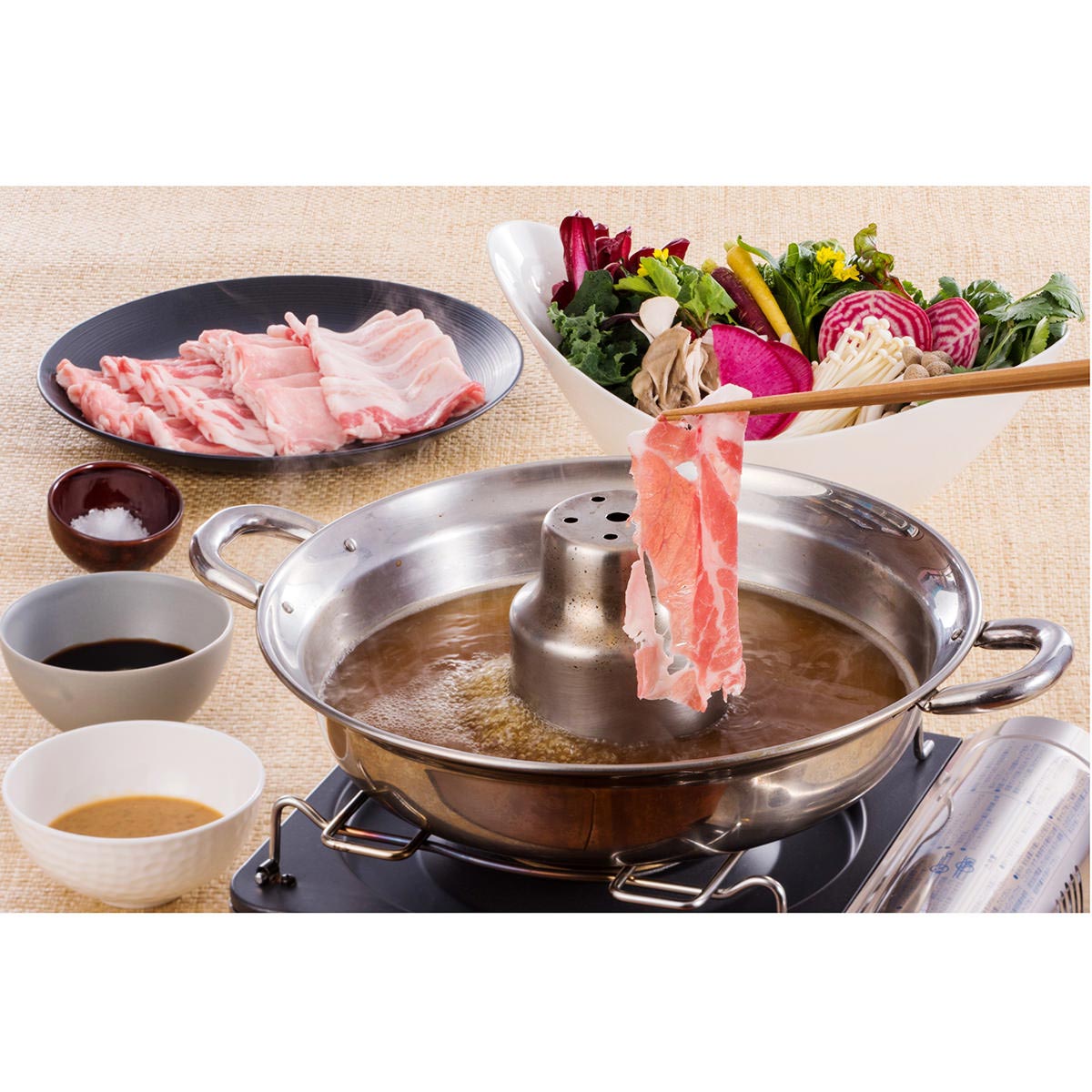 石垣島産アグー豚 南ぬ豚 しゃぶしゃぶ用 4人前セット 〔ロース・バラ・肩ロース各400g〕 豚肉 冷凍 沖縄 やえやまファーム