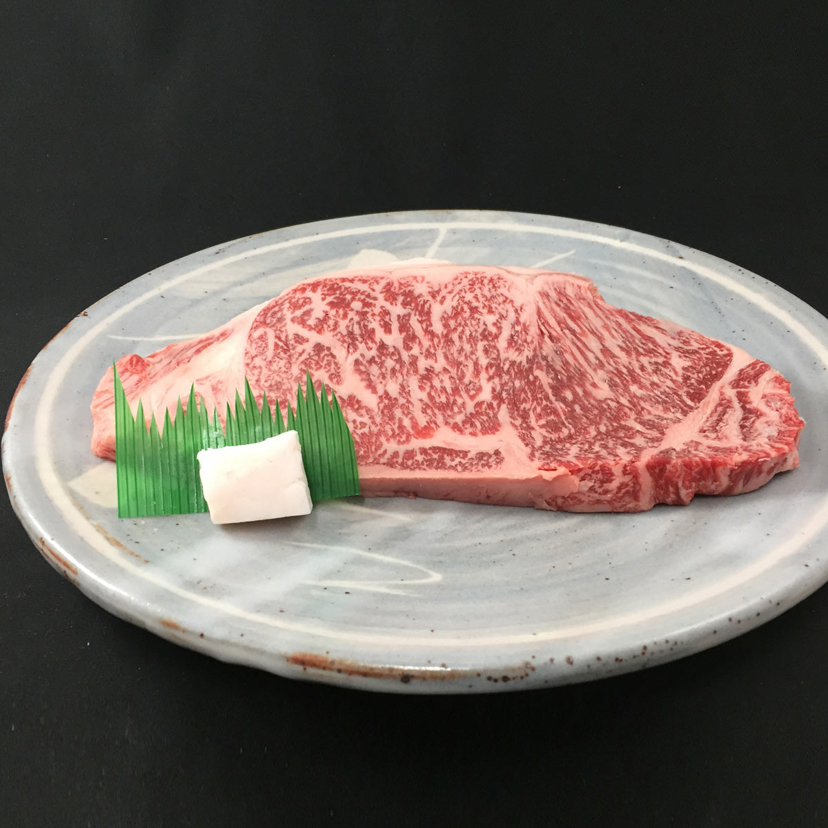 松阪牛 サーロインステーキ 〔250g、牛脂〕 牛肉 国産