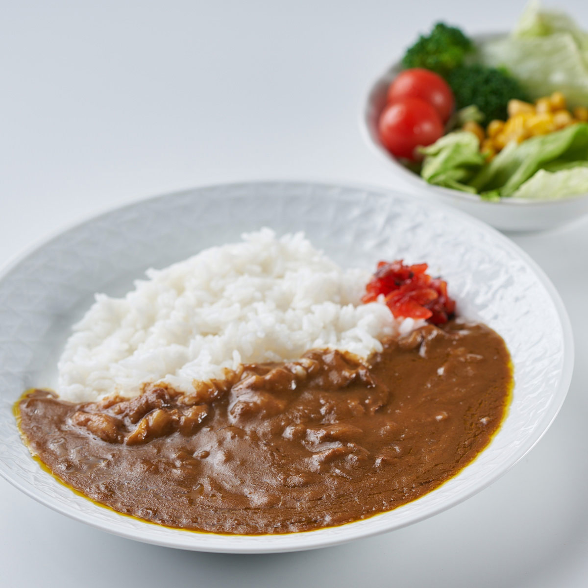 大阪 洋食Revo じっくり煮込んだ和牛すじカレー 6個 〔200g×6〕 レトルトカレー【北海道・沖縄・離島 お届け不可】