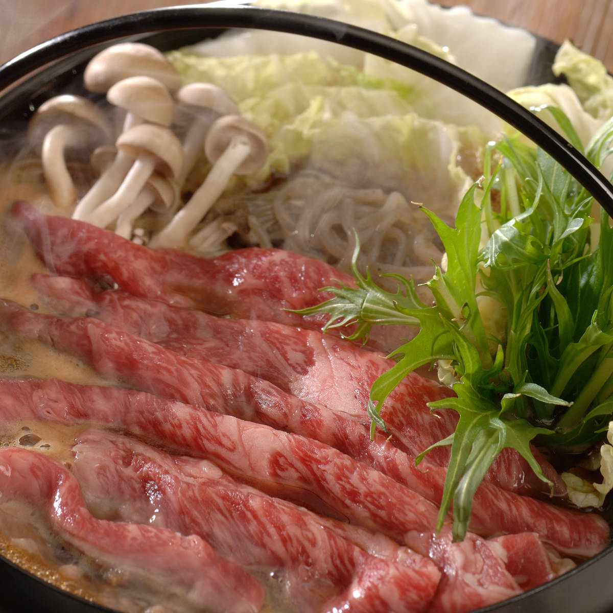 九州産 銘柄牛肩ロース3種すき焼きセット 〔鹿児島黒牛肩ロース400g、くまもとあか牛肩ロース400g、熊本和王肩ロース400g〕 牛肉【北海道・沖縄・離島 お届け不可】