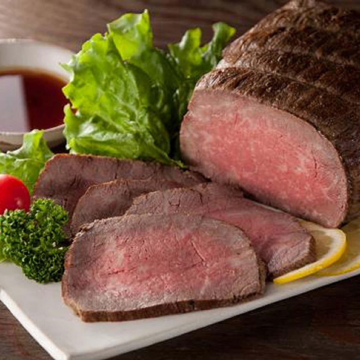 千屋源 黒毛和牛 塩釜焼 ローストビーフ ぽん酢醤油 詰め合わせ 〔和牛もも肉ローストビーフ300g、ぽん酢醤油120ml〕 肉惣菜