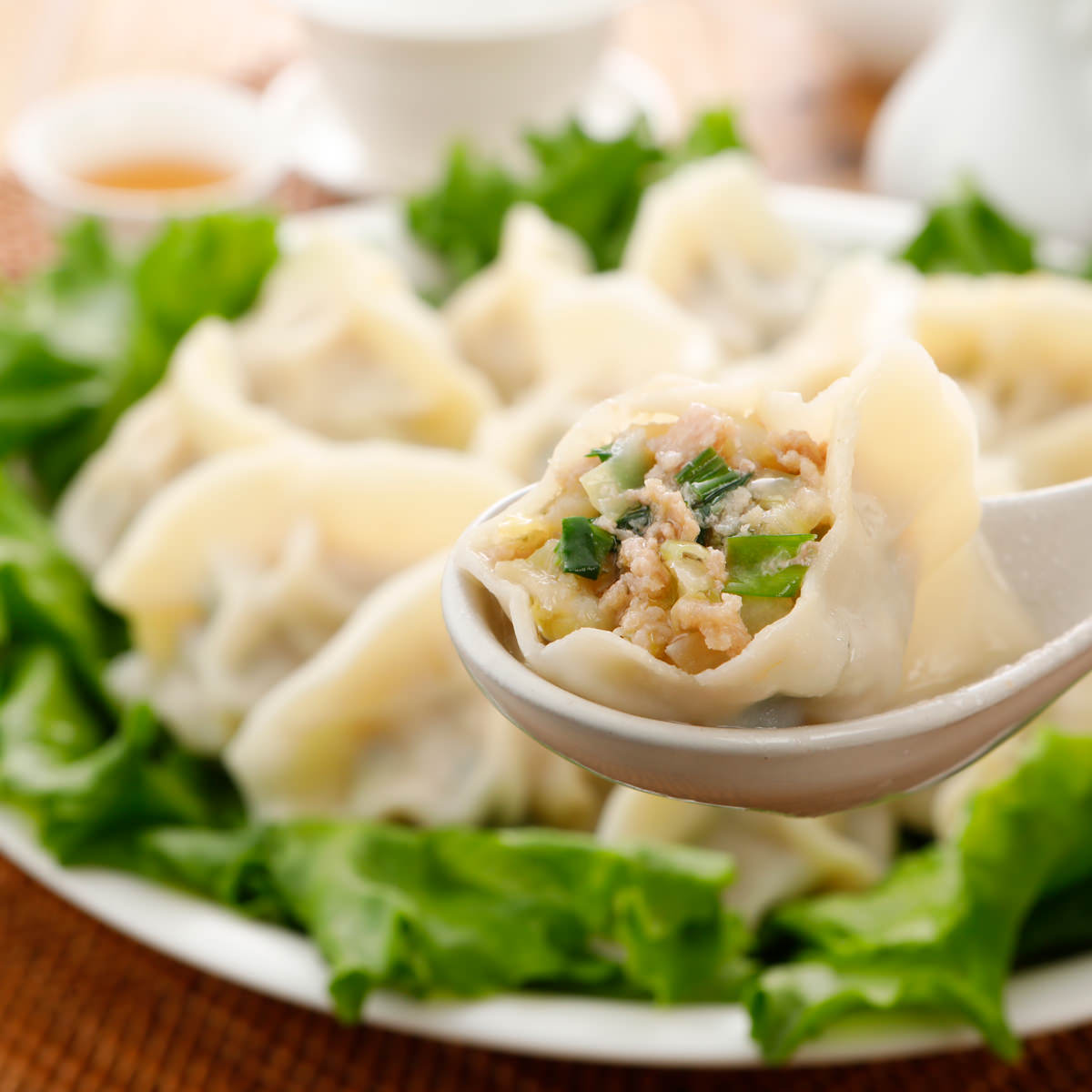 巣鴨餃子 清緑園 水餃子 パクチー水餃子 海老餃子 〔(水餃子×12個)×2・パクチー水餃子×12個・海老餃子約36g×8個〕 餃子