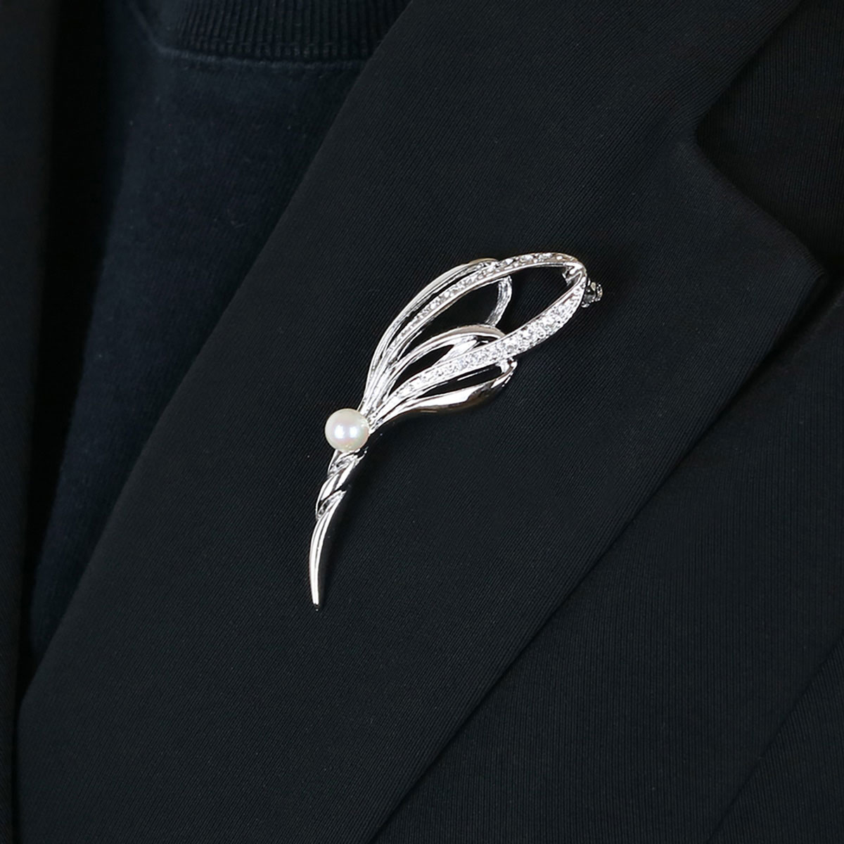 アコヤ真珠 5.0-6.5mm フェアリーウィング ブローチ 〔縦7.5×横2.5×高さ約1.0cm〕 アクセサリー