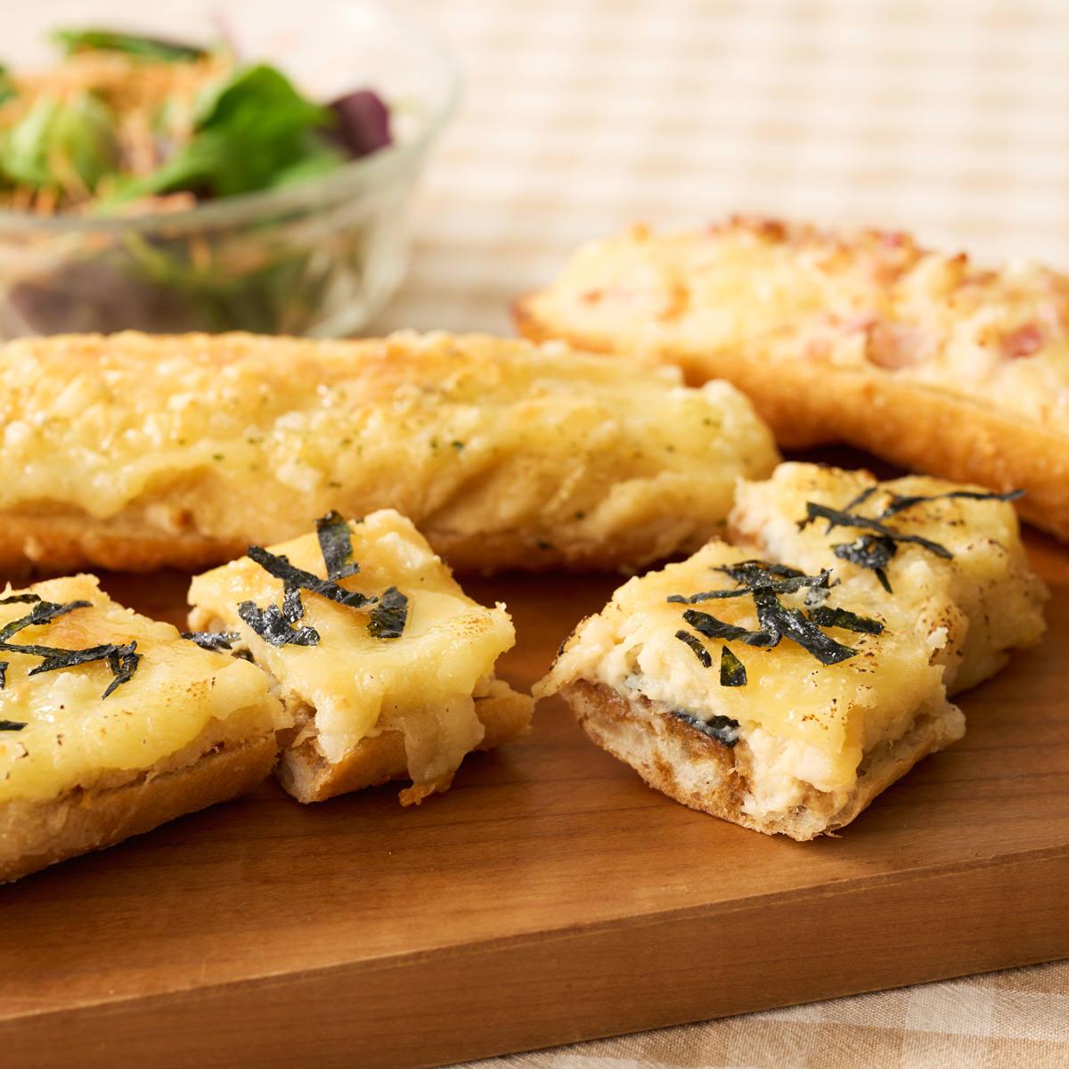 三陸 帆立たっぷりグラタン 惣菜パン 3種 〔プレーン・ベーコン・海苔醤油 各155g〕 パングラタン