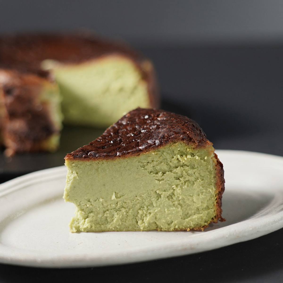 白金バスクチーズケーキ 抹茶〔4号(φ12cm)〕スイーツ 冷凍
