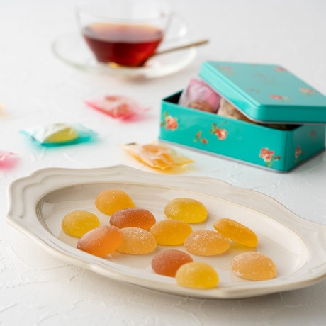 銀座千疋屋 缶入り銀座ひとくちフルーツゼリー 大 4種 32個入り PGS-332