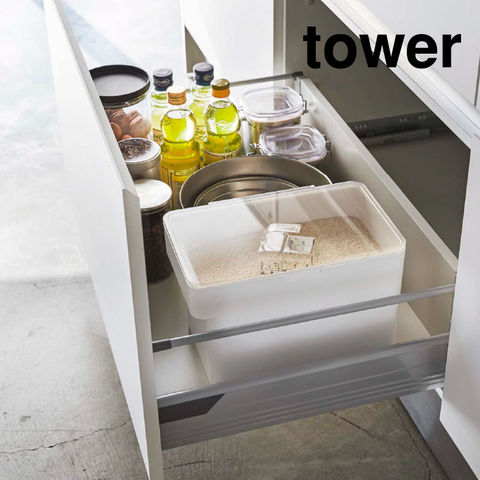 山崎実業 公式 tower 密閉米びつ シンク下米びつ 5kg 計量カップ付 タワー ホワイト 3377