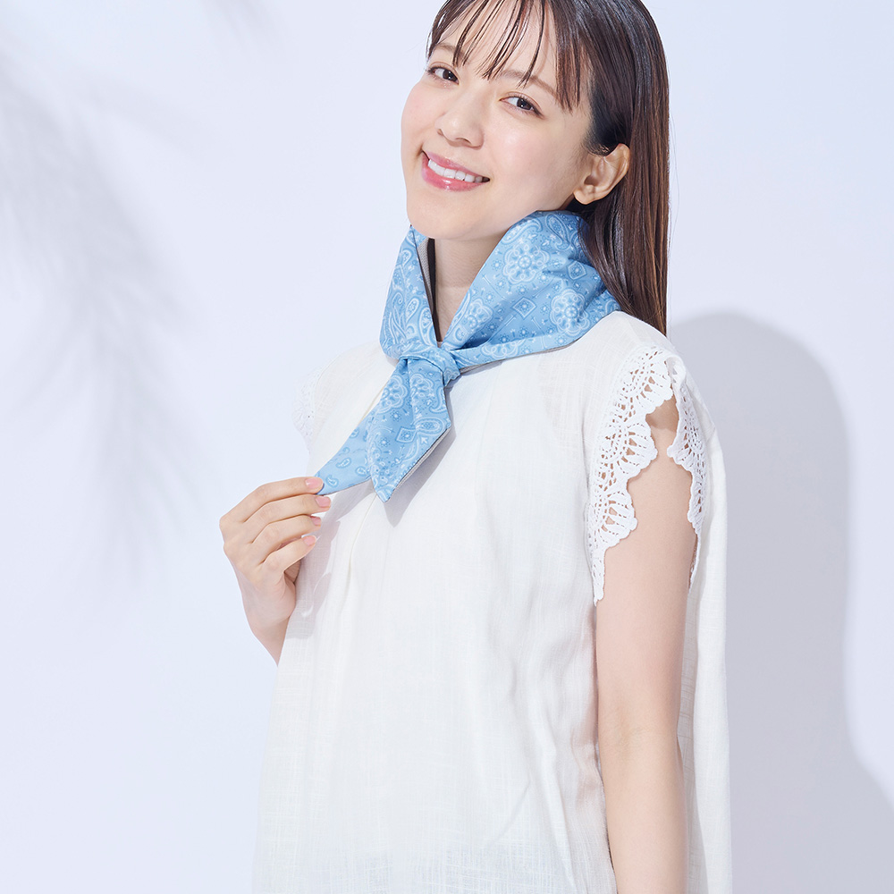 hieru スカーフ氷のう COL1-LBL ライトブルー