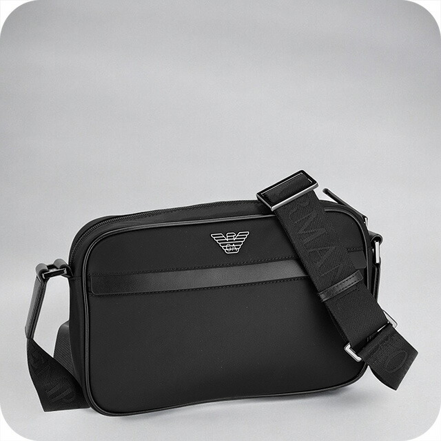 エンポリオ・アルマーニ ショルダーバッグ メンズ EMPORIO ARMANI EM001803-AF13454 ブラック 斜めがけ ブランド 高級 おしゃれ プレゼント 男性 実用的 かっこいい