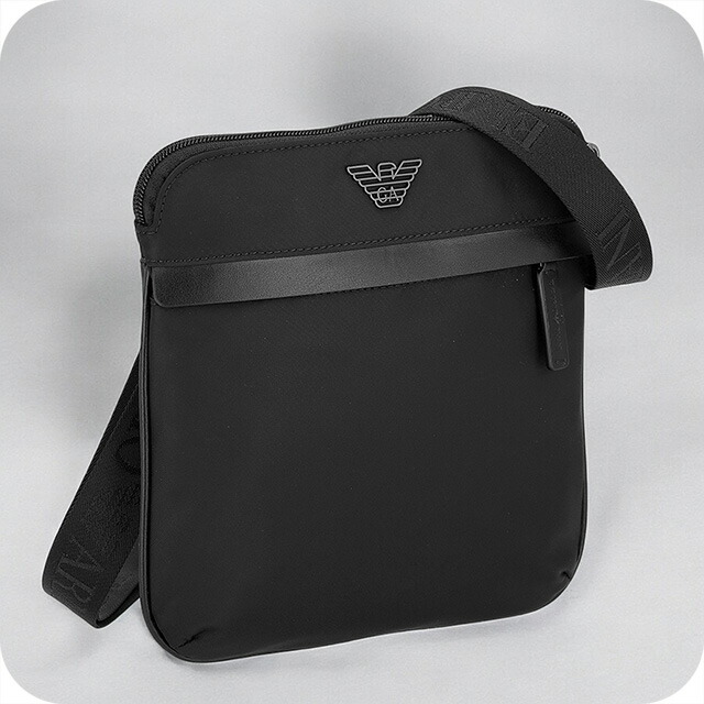 エンポリオ・アルマーニ ショルダーバッグ メンズ EMPORIO ARMANI EM001807-AF13454 ブラック 斜めがけ ブランド 高級 おしゃれ プレゼント 男性 実用的 かっこいい