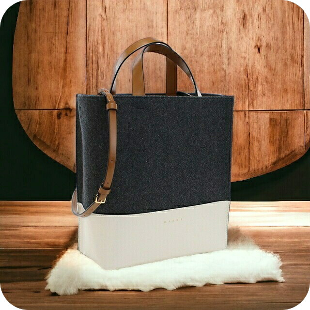 マルニ トートバッグ レディース MARNI イタリア SHMPV01Q00 グレー系 ホワイト系 バッグ 軽量 手提げ ブランド 高級 おしゃれ プレゼント 女性 実用的 かわいい