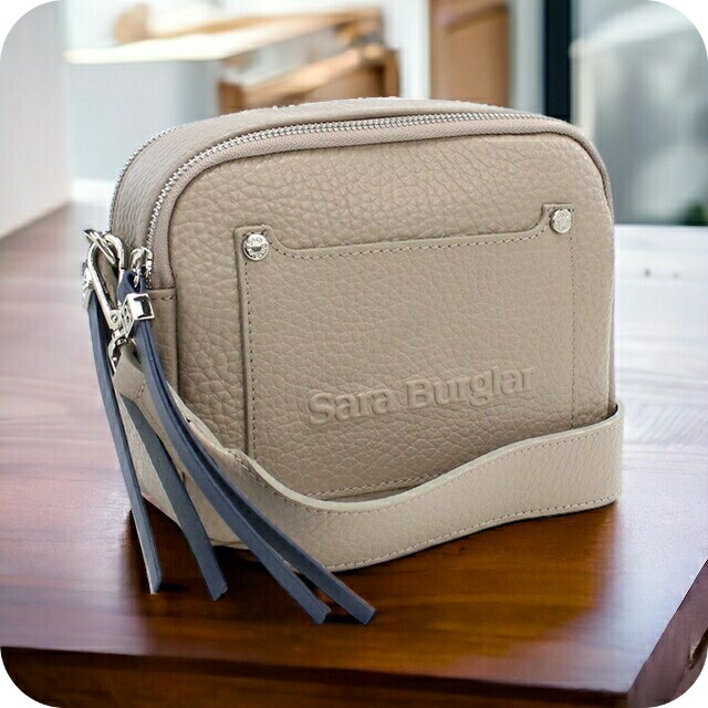 サラバーグラー 斜め掛けショルダーバッグ レディース Sara Burglar REGINA BUFALO レザー イタリア 916 TAUPE グレー系 バッグ 斜めがけ ブランド 高級 おしゃれ プレゼント 女性 実用的 かわいい