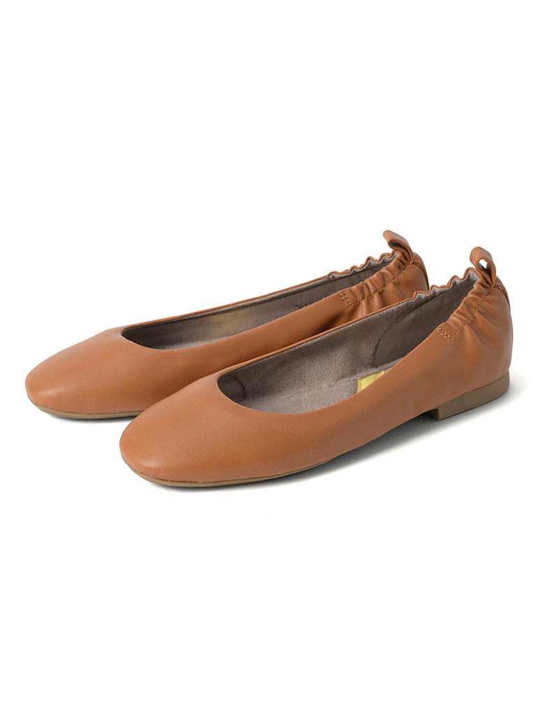 BUTTERFLY TWISTS JESSIE 折りたたみ可能フラットローヒールパンプス CONGNAC