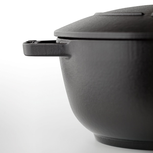 限定色 staub ストウブ Wa-NABE M 18cm ロイヤルブルー 40508-869 両手 鋳物 ホーロー 鍋 炊飯 2合 IH対応